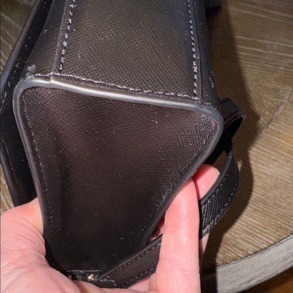 Kate Spade ♠️ Carson Black Saffiano Leather Crossbody - GUC - Picture 8 of 11